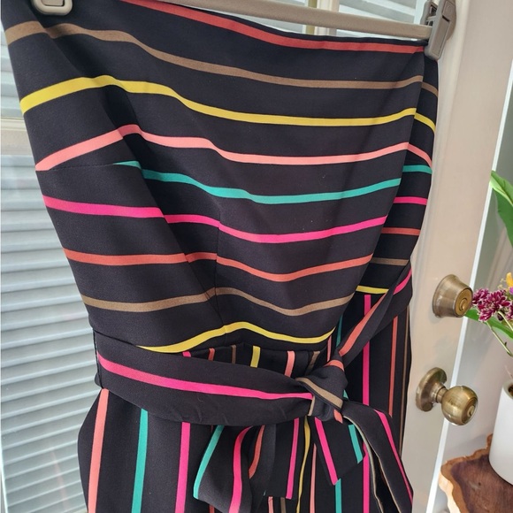Super Cute 🌈 Black Striped Romper - Picture 3 of 4